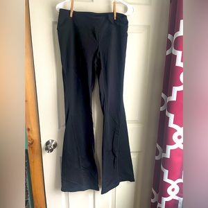 Flare leg workout leggings